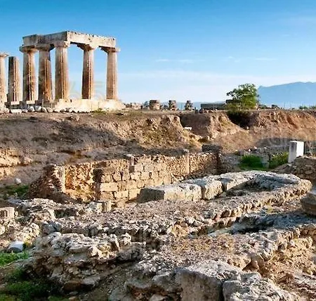 Yard- Family Retreat דירה Corinth