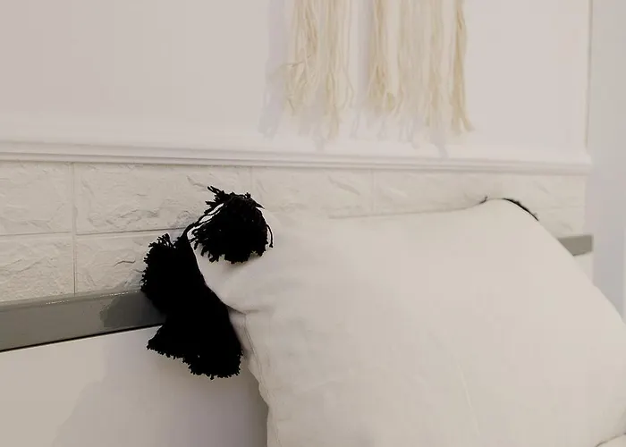 Yard- Family Retreat * Corinth